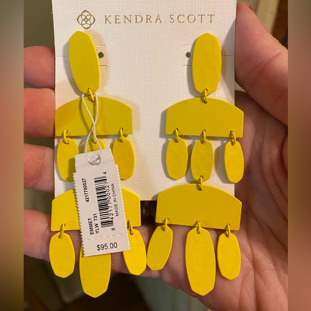 NWT Kendra Scott Emmett Earrings Yellow